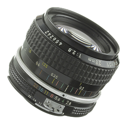 Nikon MF 28mm f/2.8 AI-S