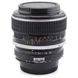 Nikon MF 85mm f/1.8 AI