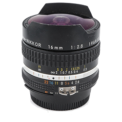 Nikon Nikkor 16mm f/2.8 MF