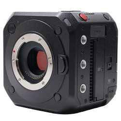 Panasonic Lumix BGH1 (Mirrorless)